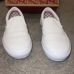 True White Classic Slip-On Vans